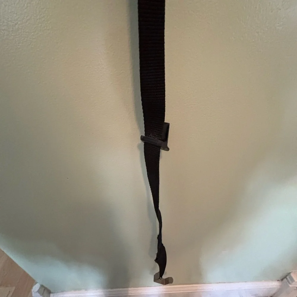 🎒The Container Store Black Wall Hook Strap for bags - set of 2